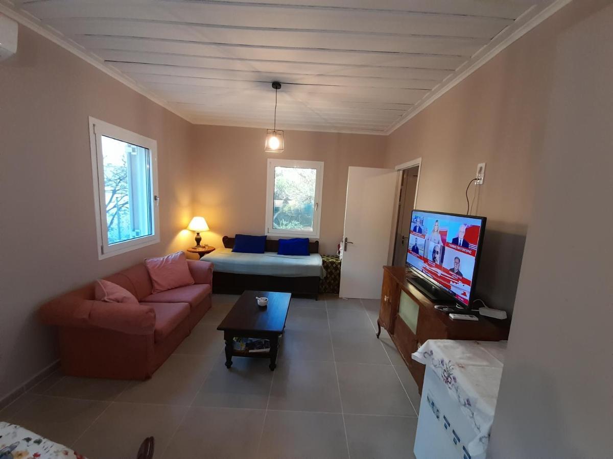 Katoικια Villa Lourdata  Eksteriør billede